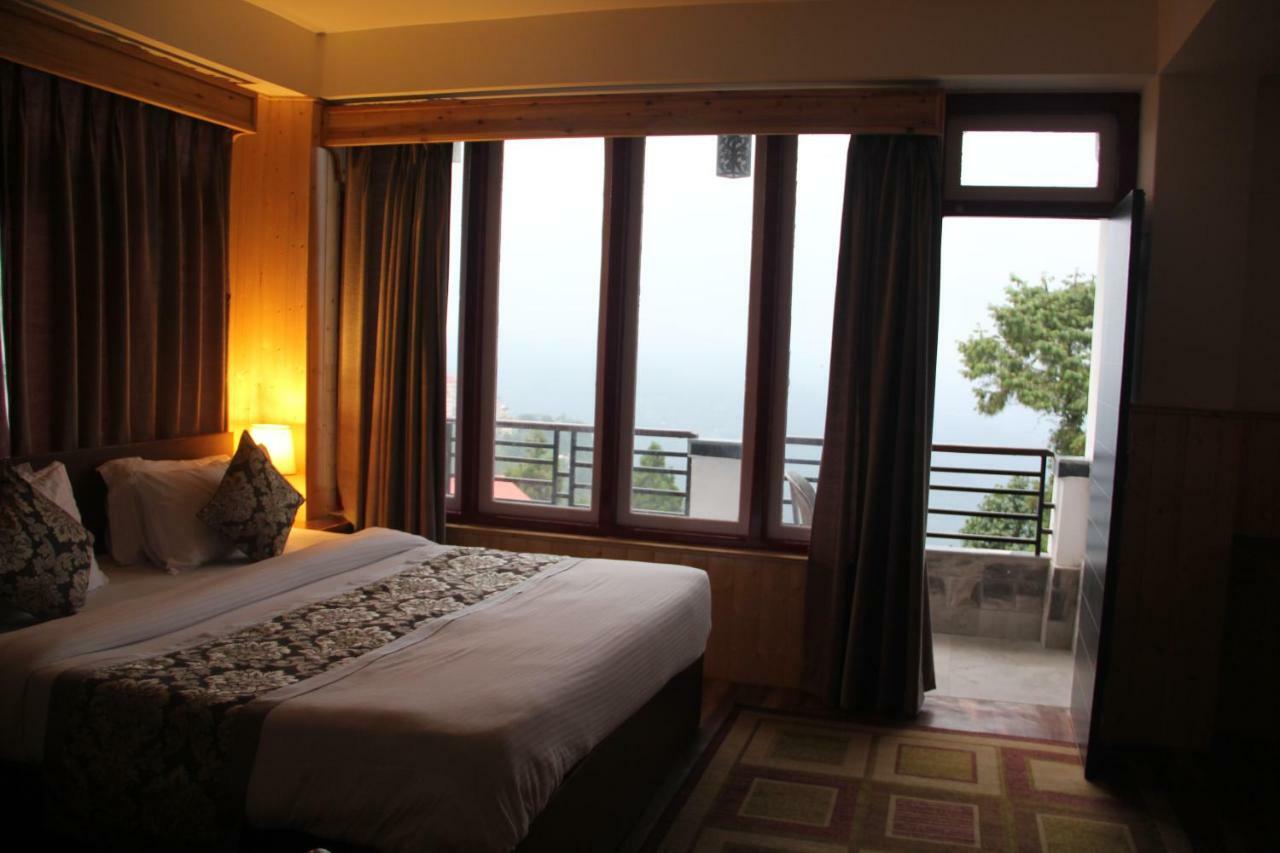 Hotel BluBen Alpine Pelling Exterior foto