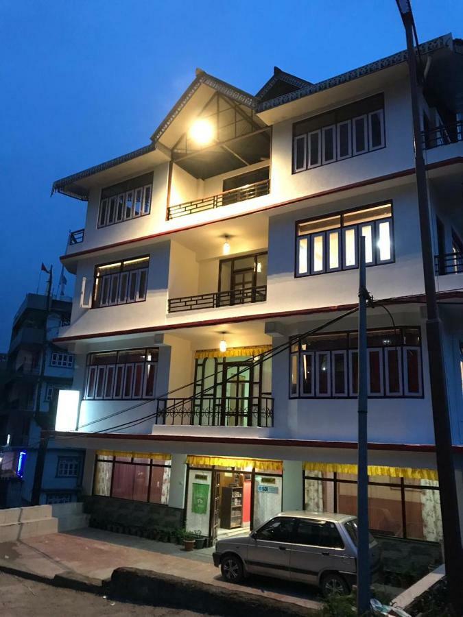 Hotel BluBen Alpine Pelling Exterior foto